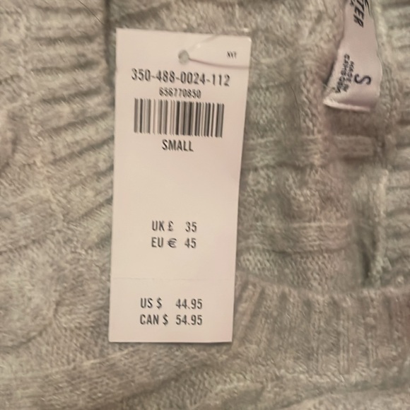 Hollister Grey Knitted Sweater - Picture 2 of 2
